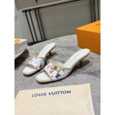 Louis Vuitton Slippers